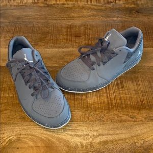 Men’s Nike Air Jordan 1 Flight 3 Gray Size 10